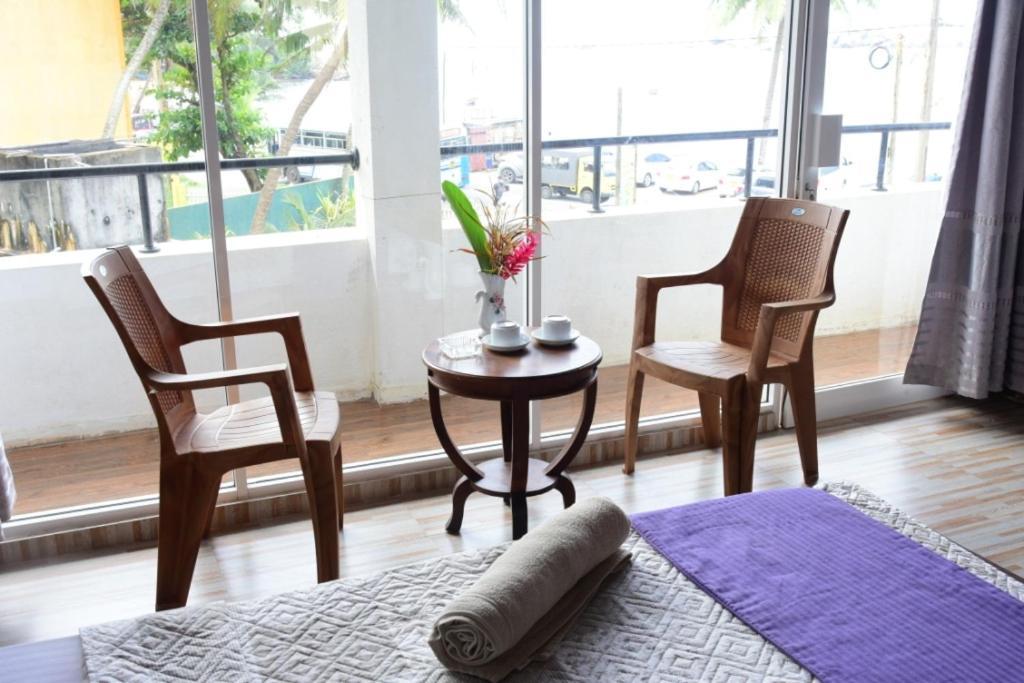 Turtle Bay Hotel Hikkaduwa Buitenkant foto